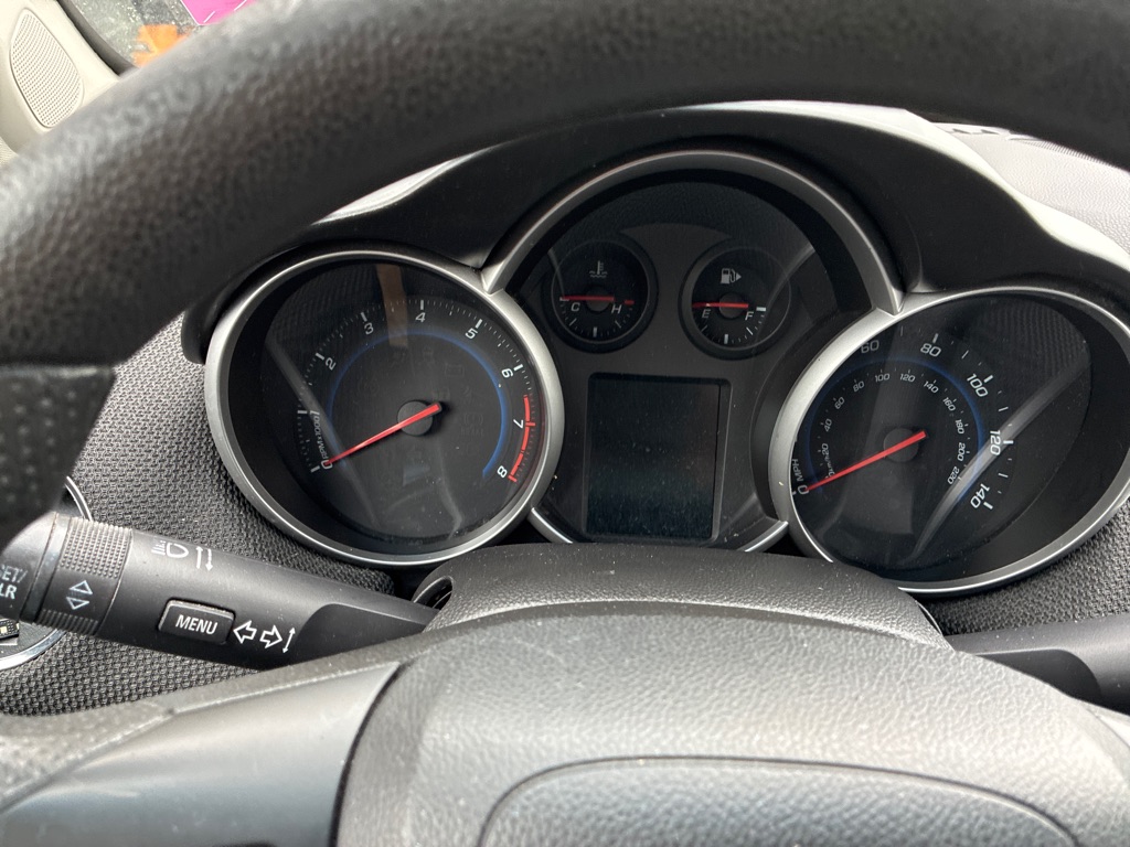 Photo 13 of this CHEVROLET CRUZE
