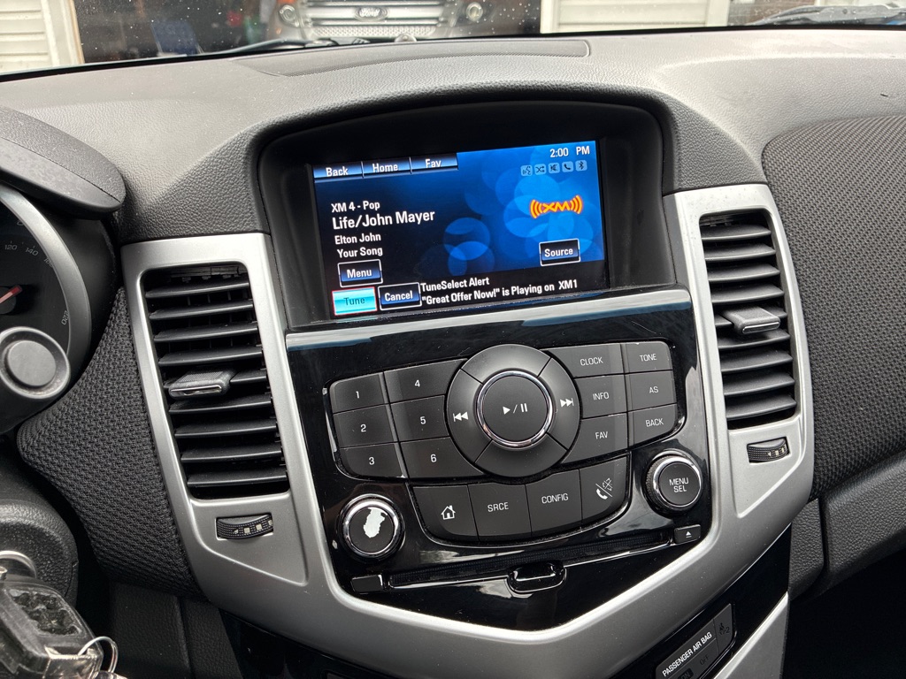 Photo 14 of this CHEVROLET CRUZE