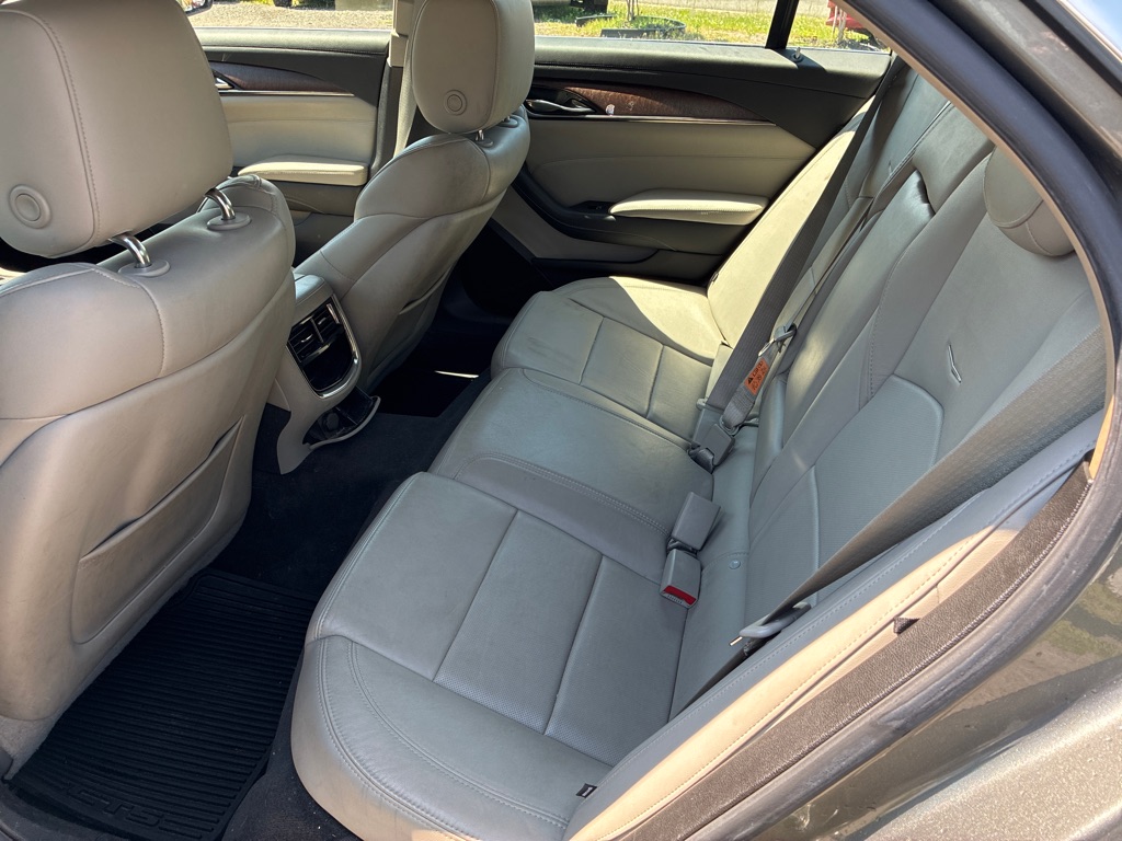 Photo 12 of this CADILLAC CTS