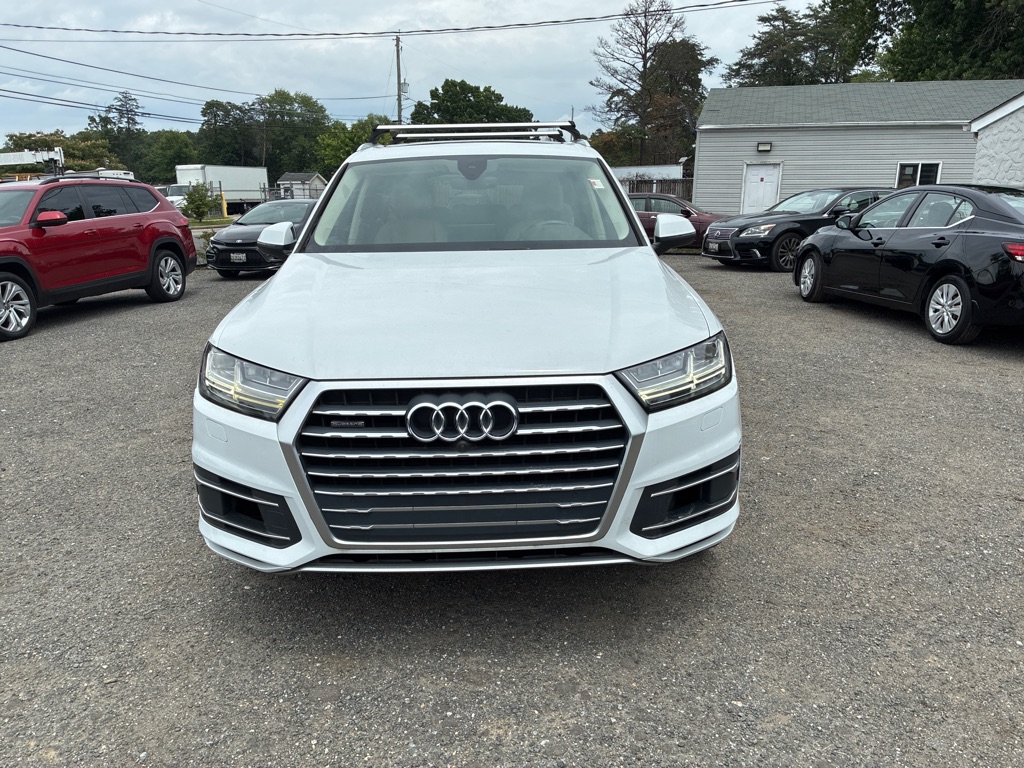 Photo 9 of this AUDI Q7