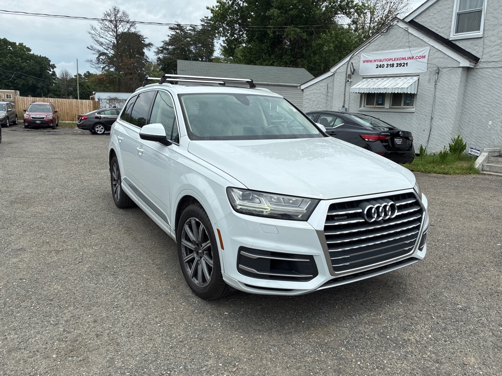 Photo 8 of this AUDI Q7
