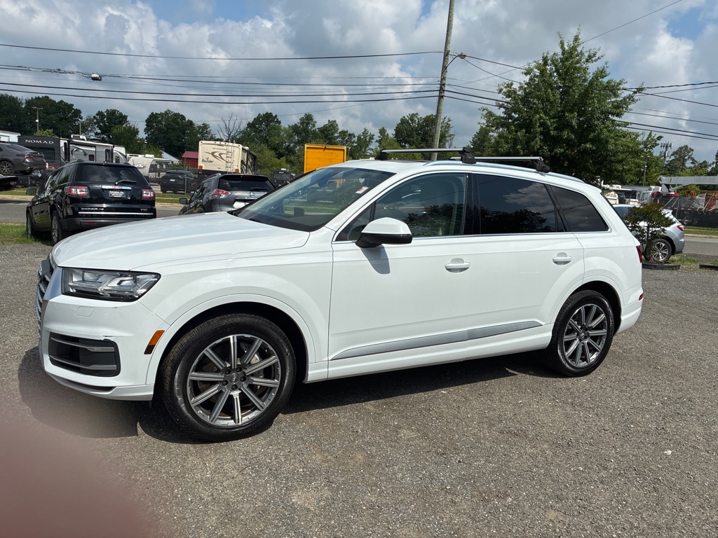 Photo 25 of this AUDI Q7