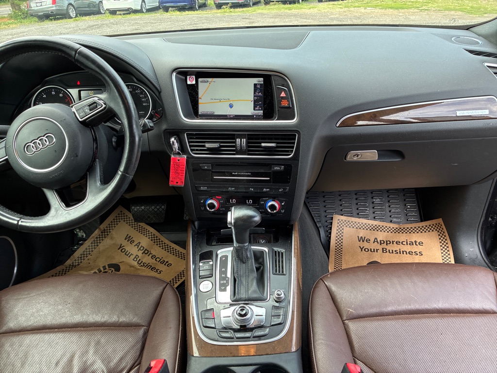Photo 13 of this AUDI Q5