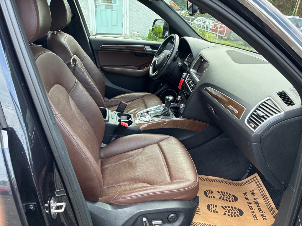 Photo 14 of this AUDI Q5