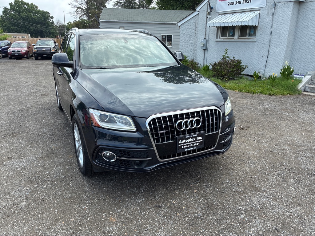 Photo 11 of this AUDI Q5