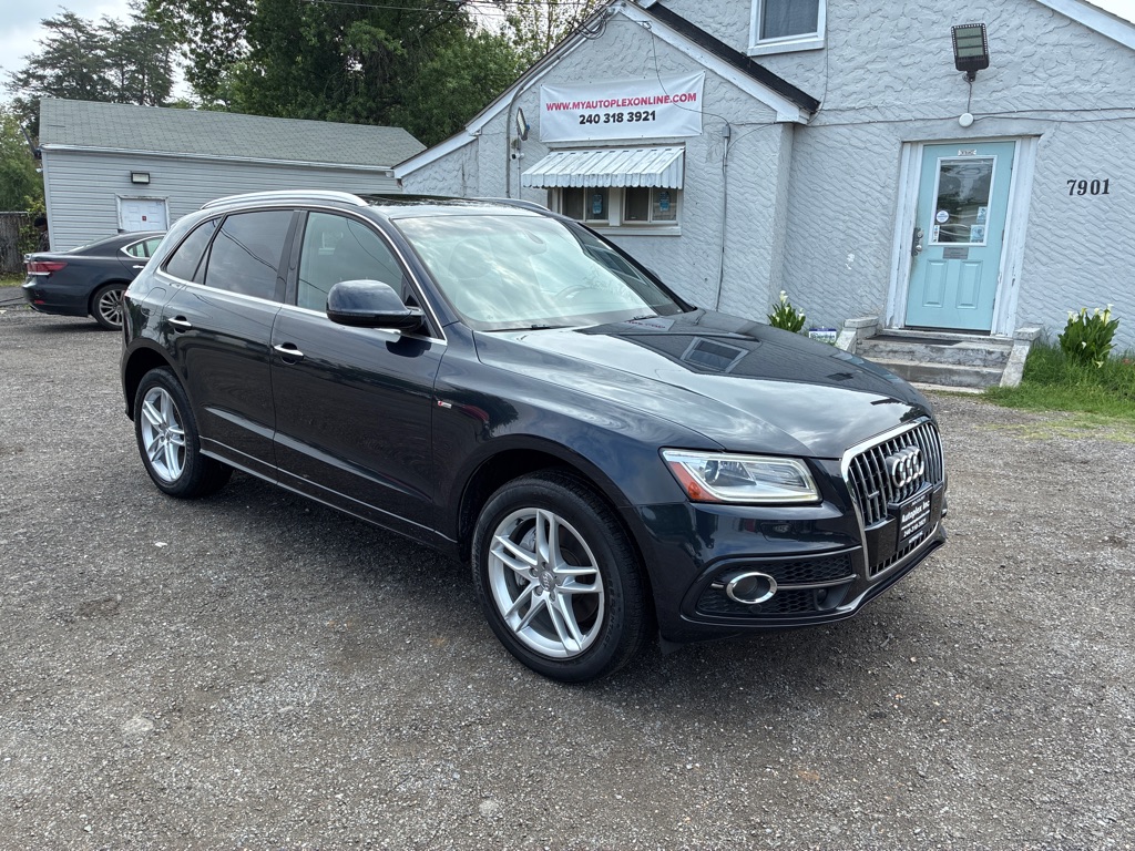 Photo 10 of this AUDI Q5