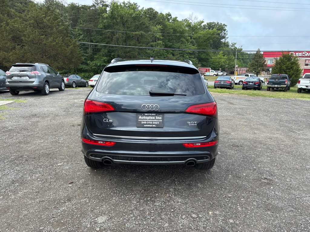 Photo 6 of this AUDI Q5