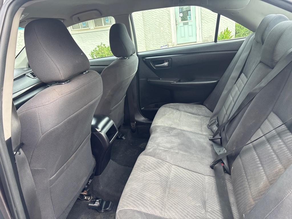 Photo 14 of this TOYOTA CAMRY
