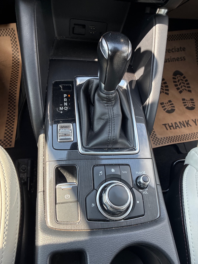 Photo 19 of this MAZDA CX-5