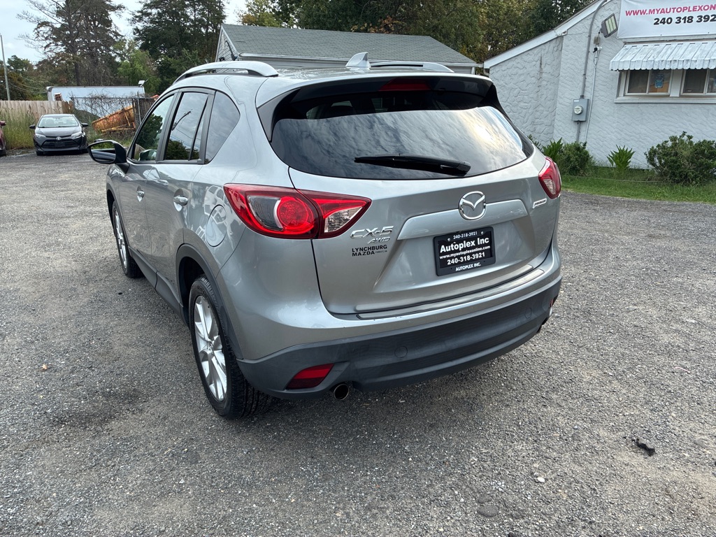 Photo 8 of this MAZDA CX-5