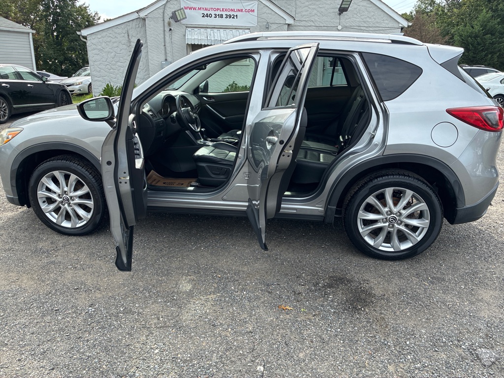 Photo 10 of this MAZDA CX-5
