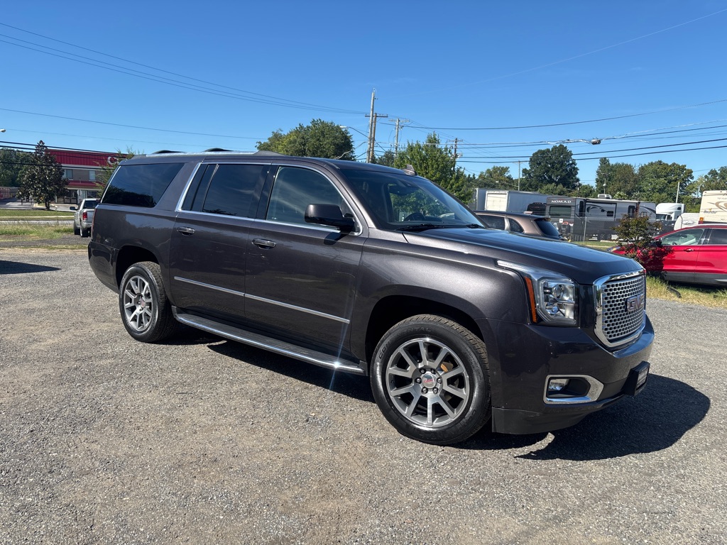 Photo 11 of this GMC YUKON XL