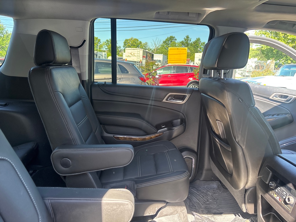 Photo 16 of this GMC YUKON XL