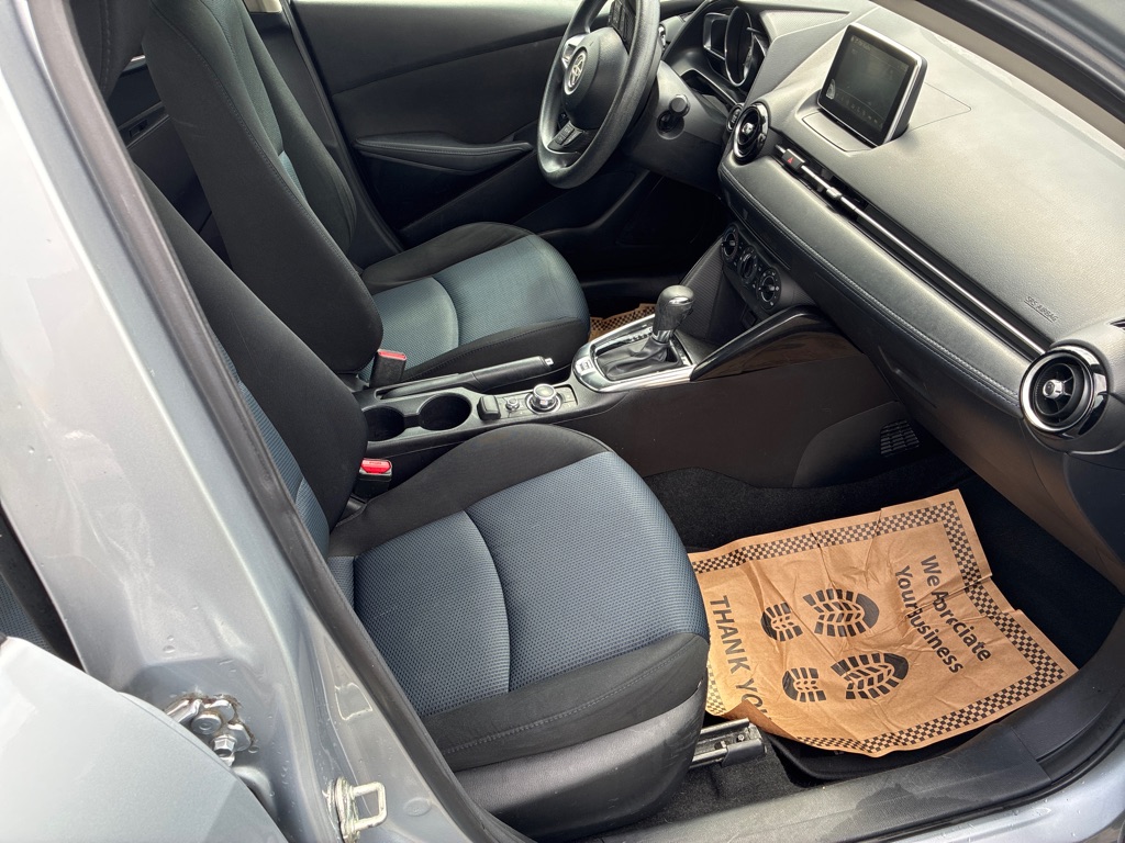 Photo 9 of this TOYOTA YARIS IA