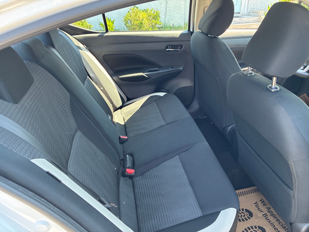 Photo 15 of this NISSAN VERSA