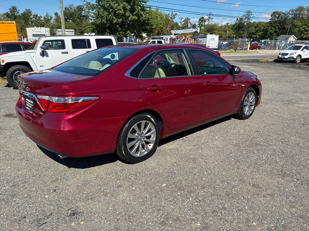 Photo 7 of this TOYOTA CAMRY
