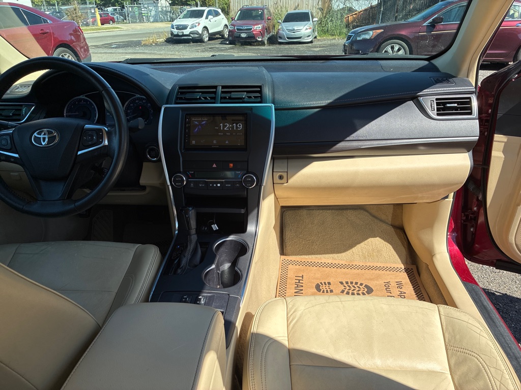 Photo 15 of this TOYOTA CAMRY