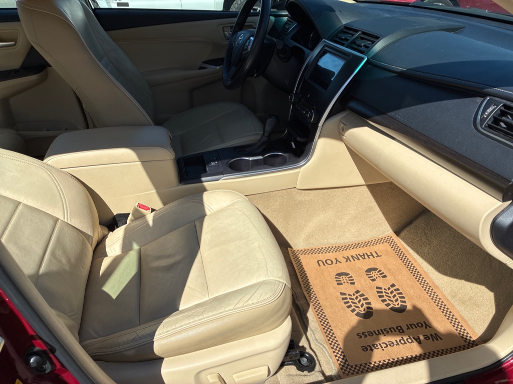 Photo 13 of this TOYOTA CAMRY