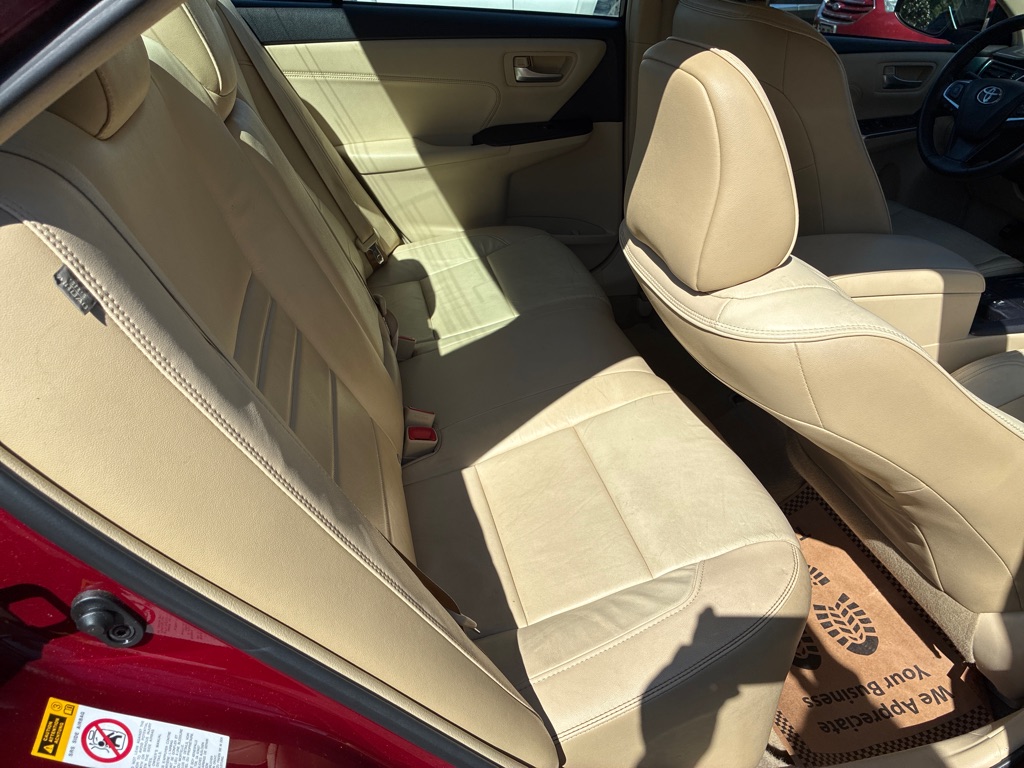 Photo 14 of this TOYOTA CAMRY