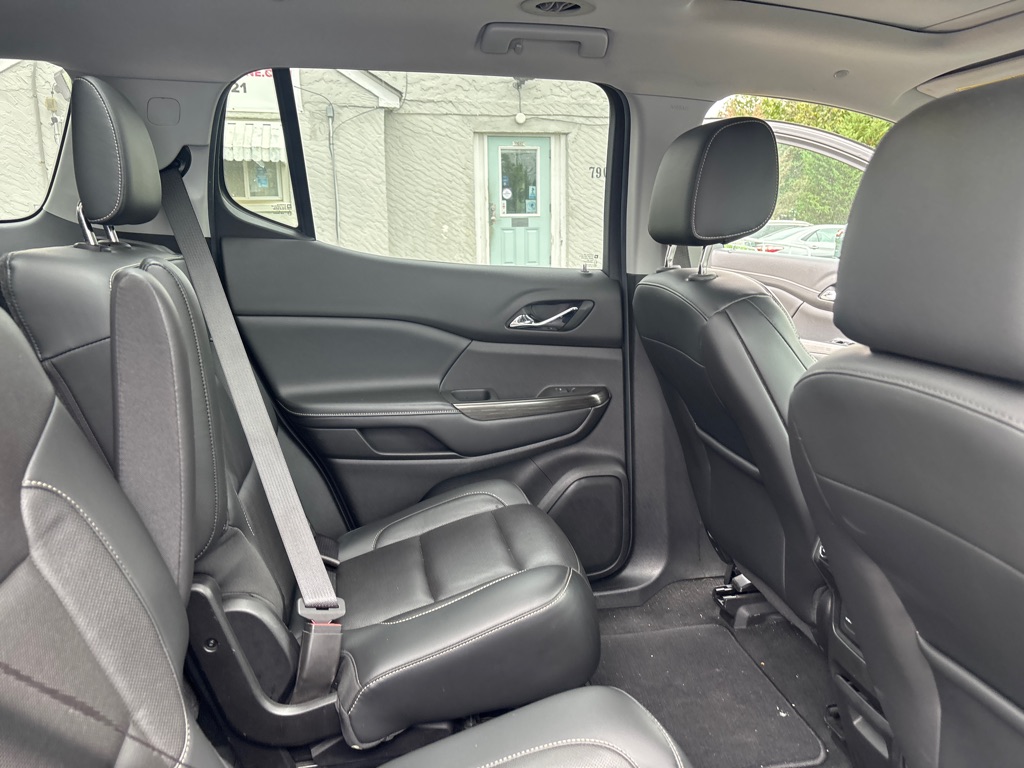 Photo 17 of this GMC ACADIA