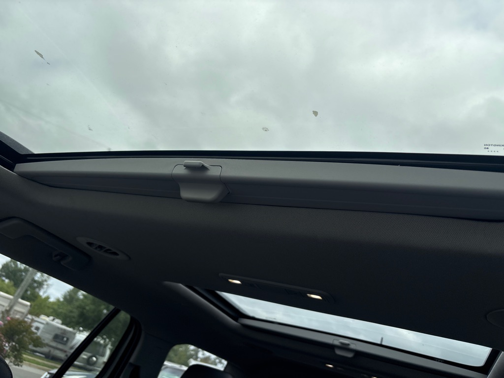 Photo 19 of this GMC ACADIA