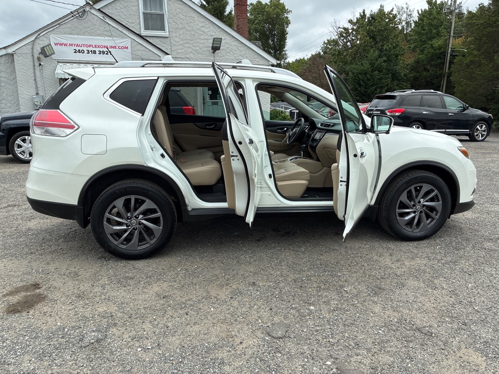 Photo 12 of this NISSAN ROGUE