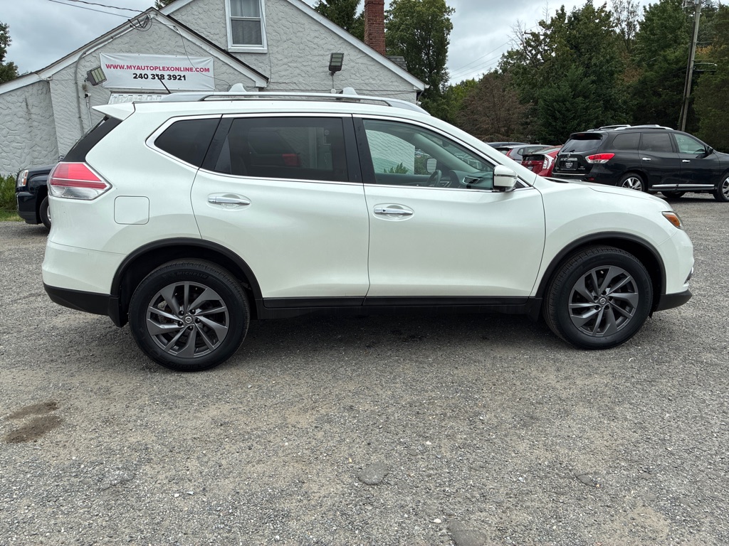 Photo 8 of this NISSAN ROGUE