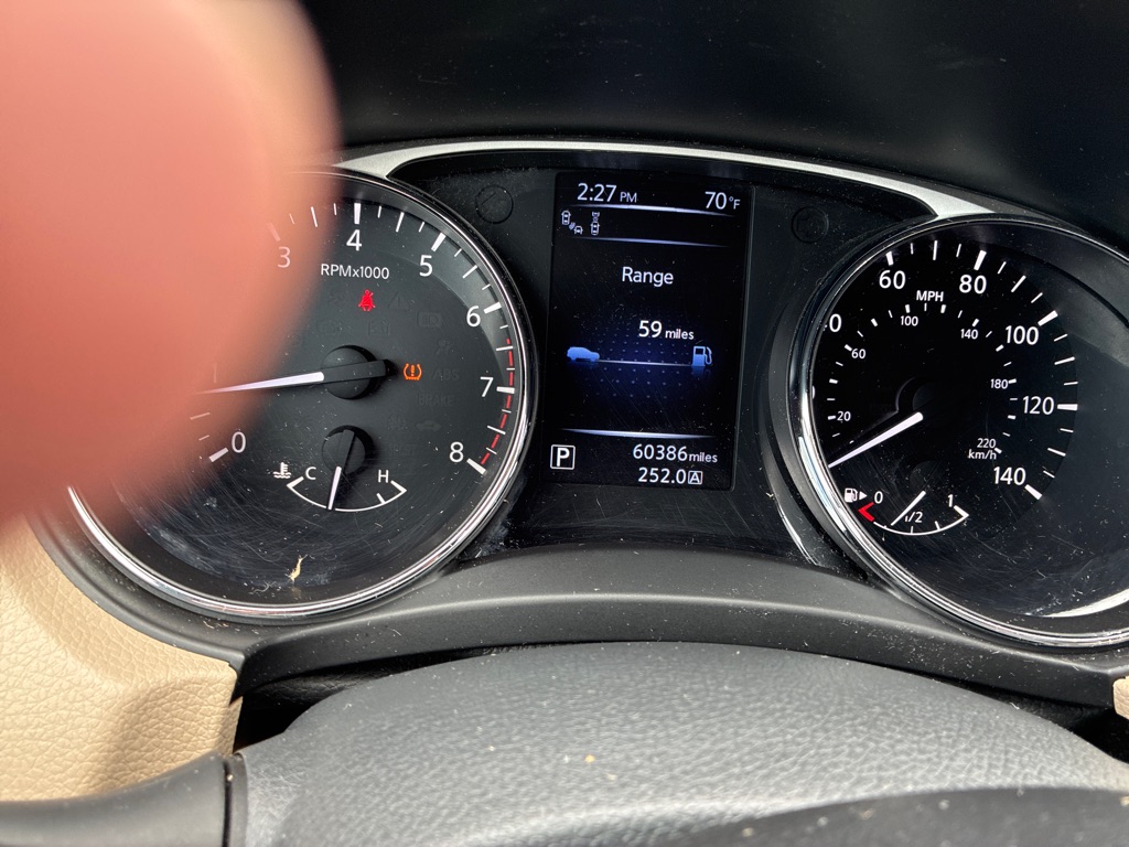Photo 35 of this NISSAN ROGUE