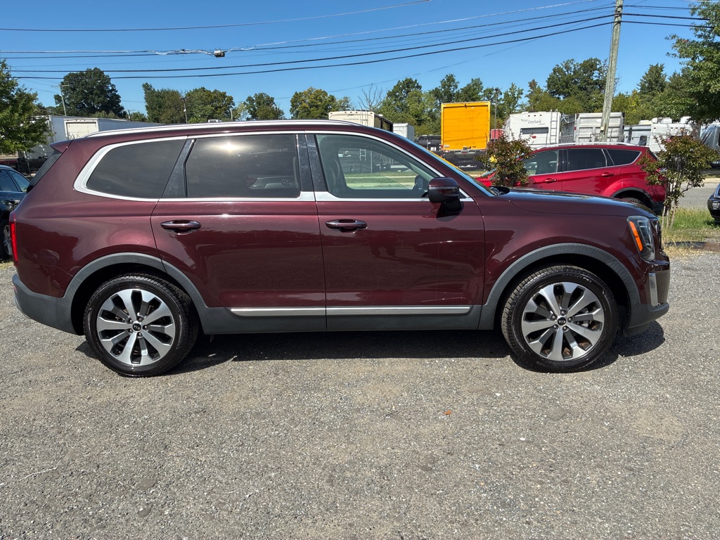 Photo 27 of this KIA TELLURIDE