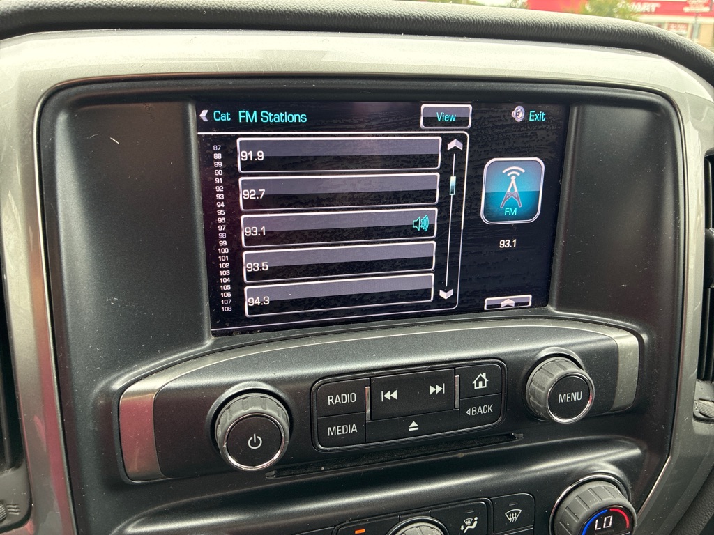 Photo 21 of this CHEVROLET SILVERADO 1500