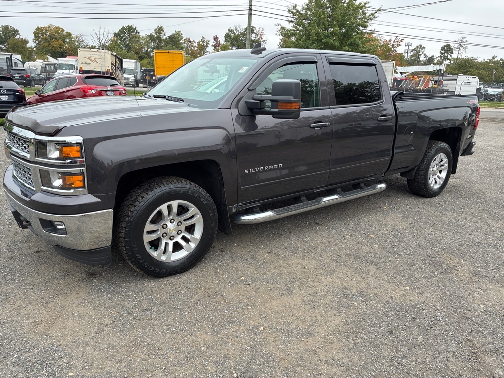 Photo 2 of this CHEVROLET SILVERADO 1500