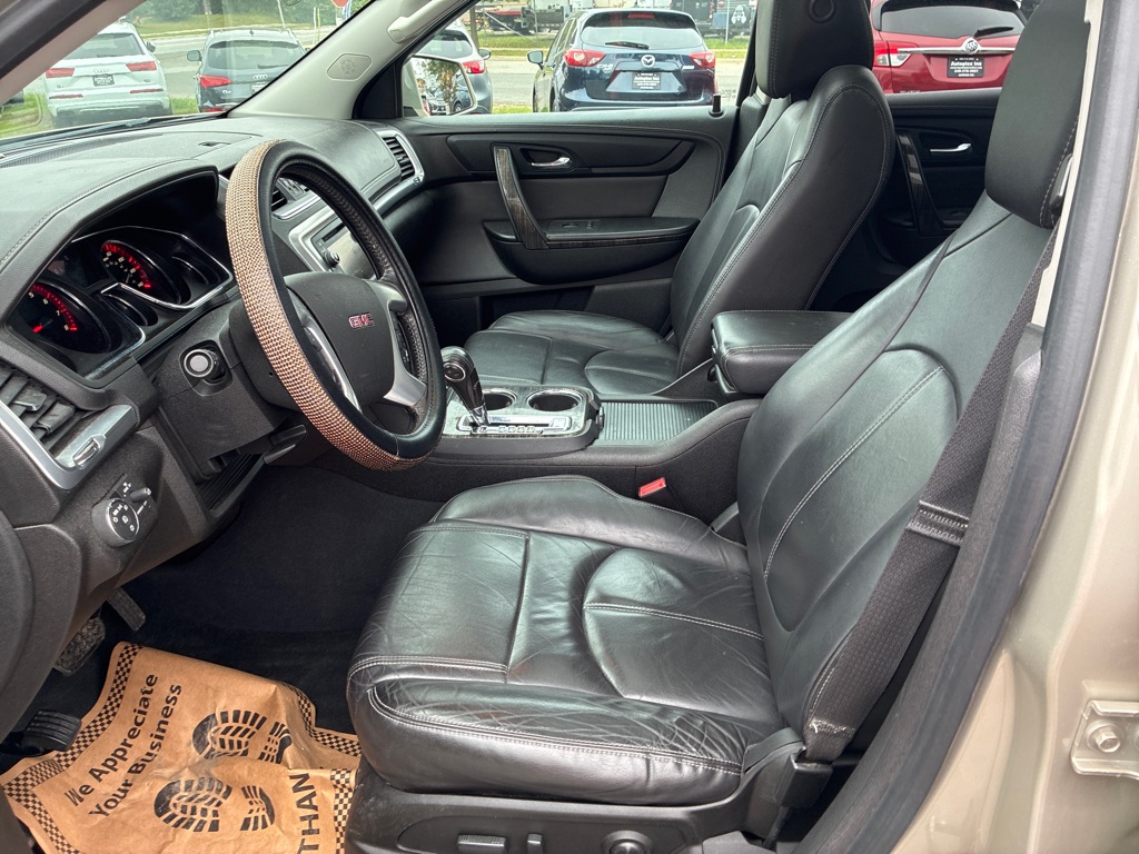 Photo 15 of this GMC ACADIA