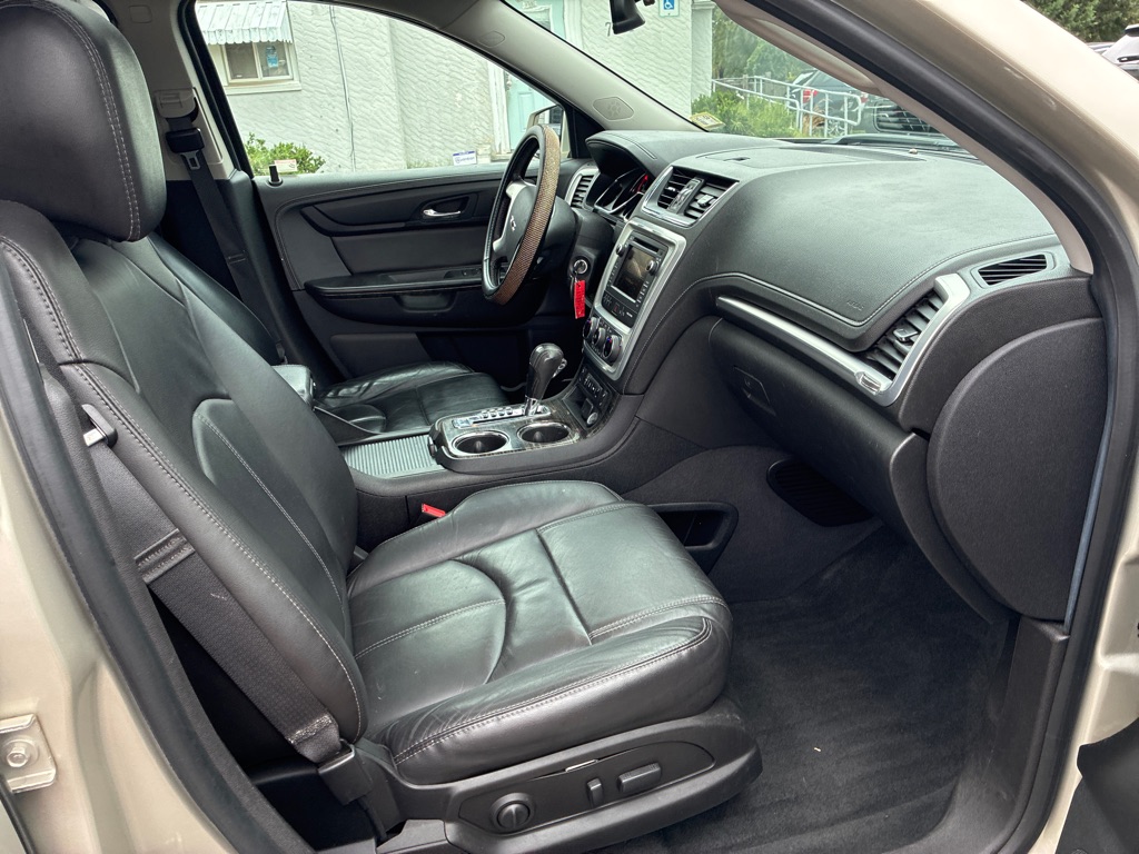 Photo 13 of this GMC ACADIA