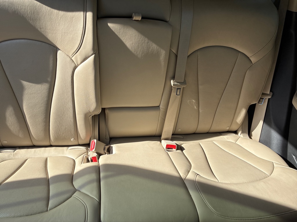Photo 17 of this BUICK ENVISION