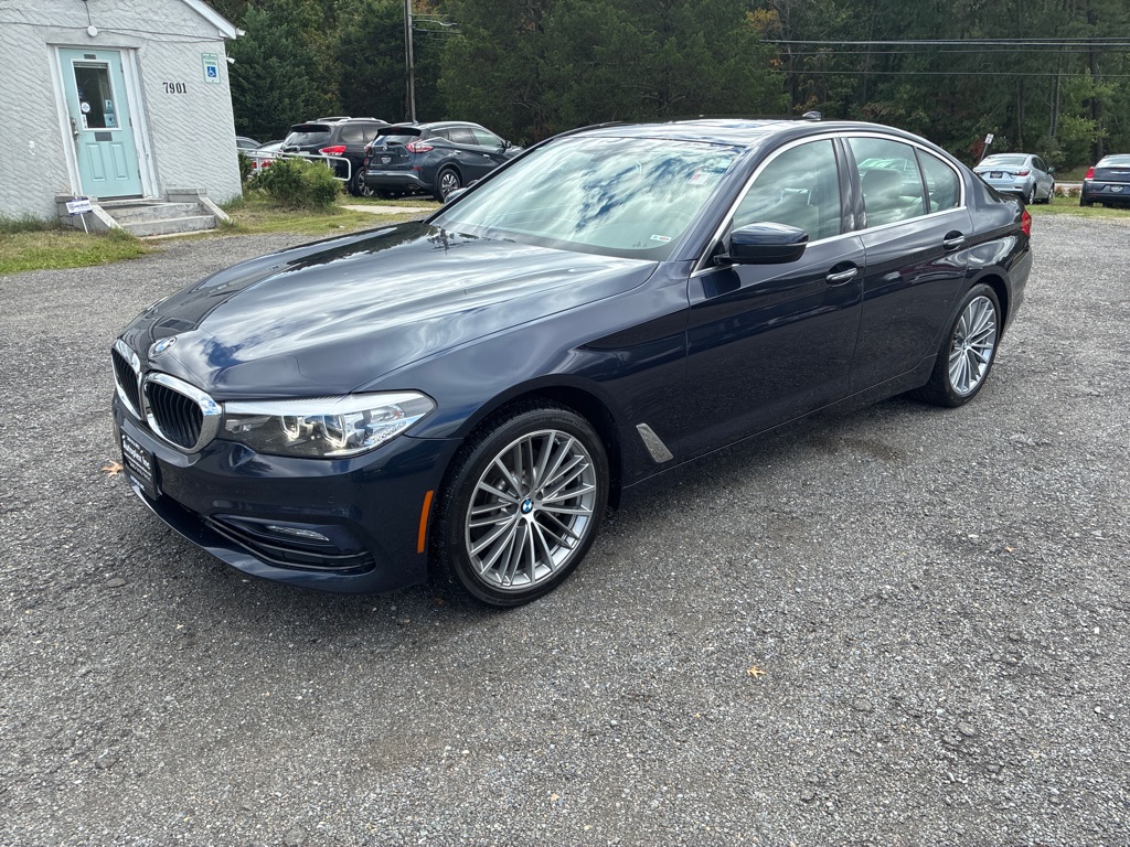 Photo 2 of this BMW 530