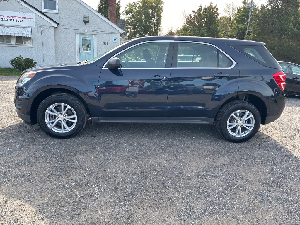 Photo 3 of this CHEVROLET EQUINOX