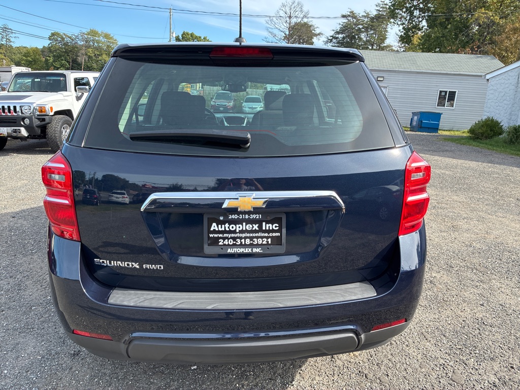 Photo 6 of this CHEVROLET EQUINOX