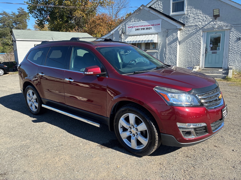 Photo 10 of this CHEVROLET TRAVERSE