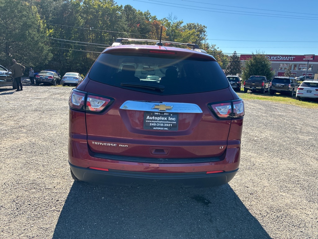 Photo 6 of this CHEVROLET TRAVERSE