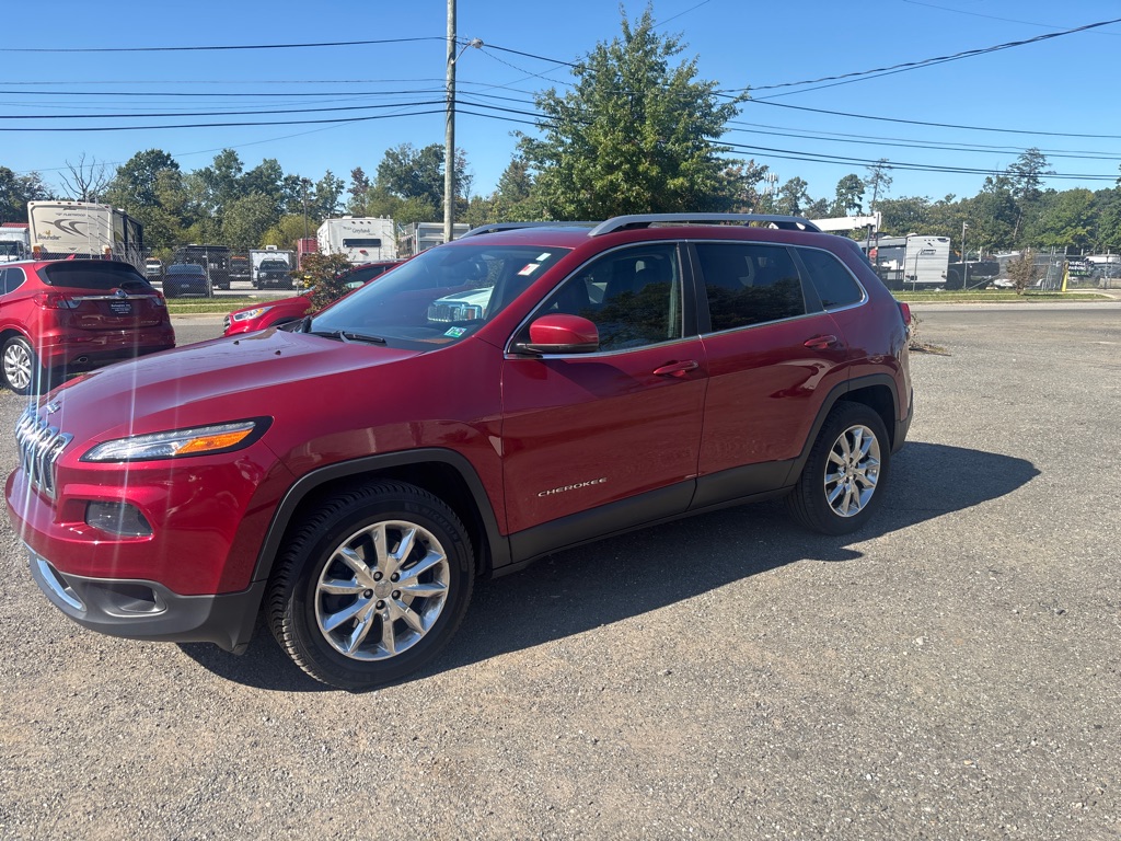 Photo 3 of this JEEP CHEROKEE