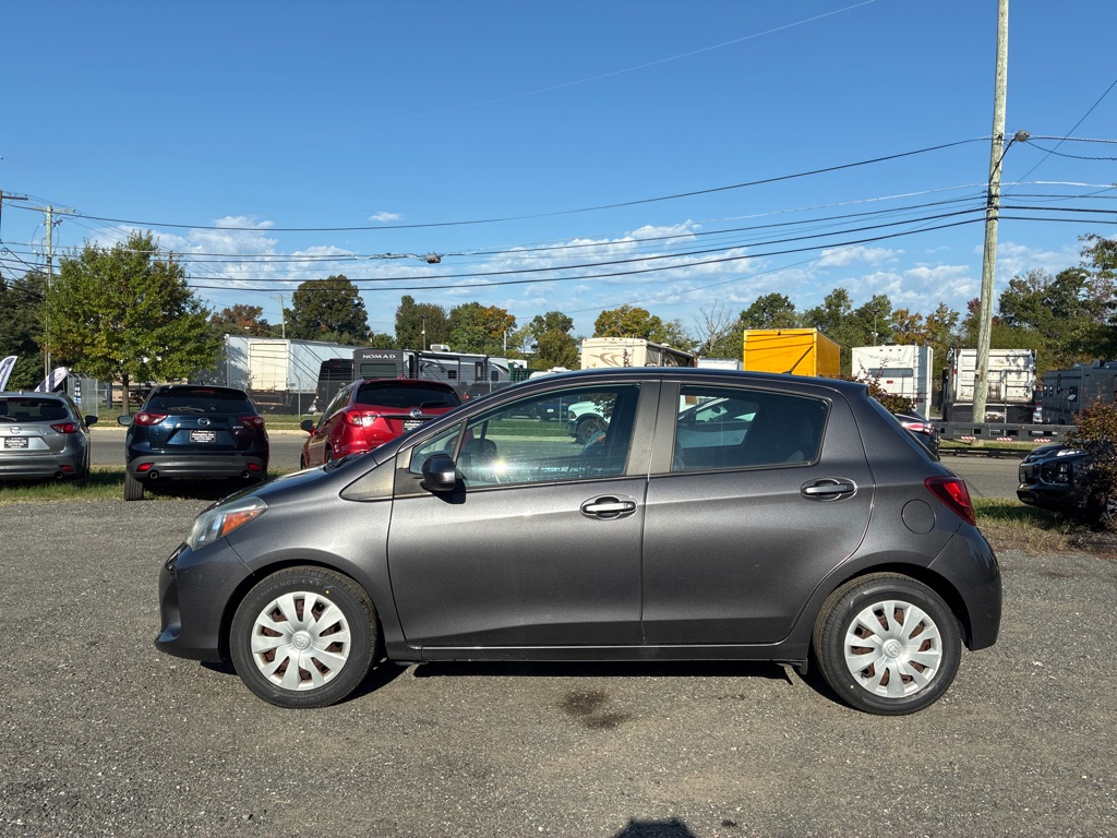 Photo 3 of this TOYOTA YARIS