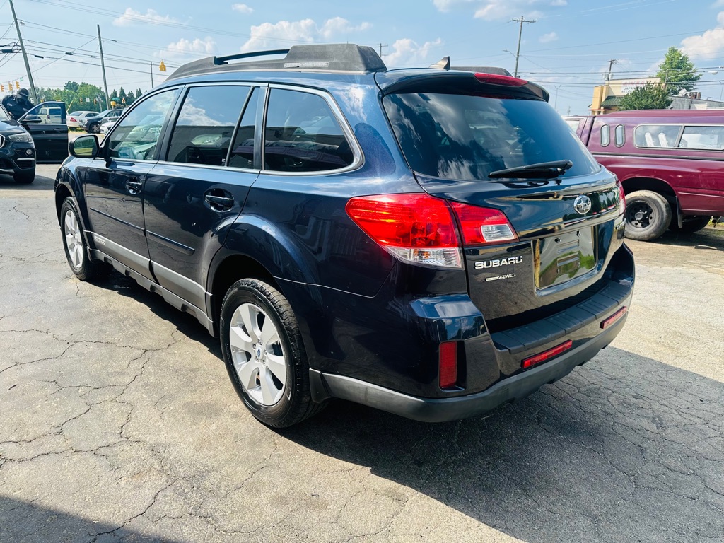 Photo 6 of this SUBARU OUTBACK
