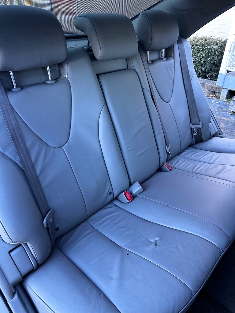 Photo 16 of this TOYOTA CAMRY