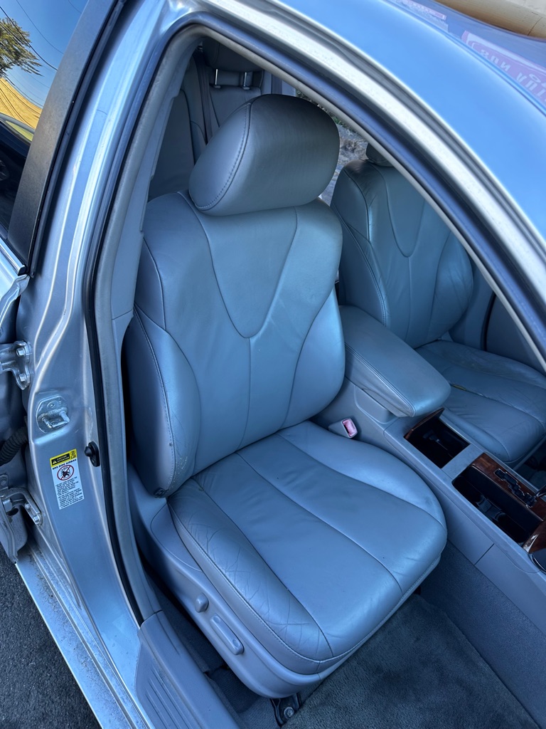 Photo 13 of this TOYOTA CAMRY