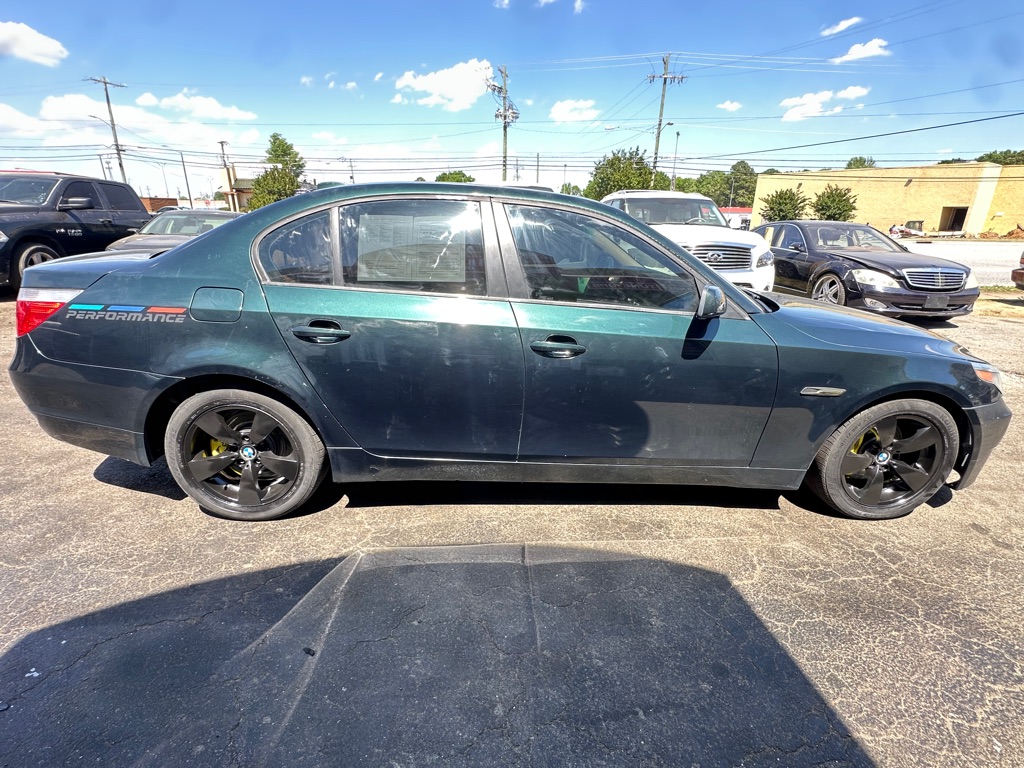 Photo 5 of this BMW 5 SERIES