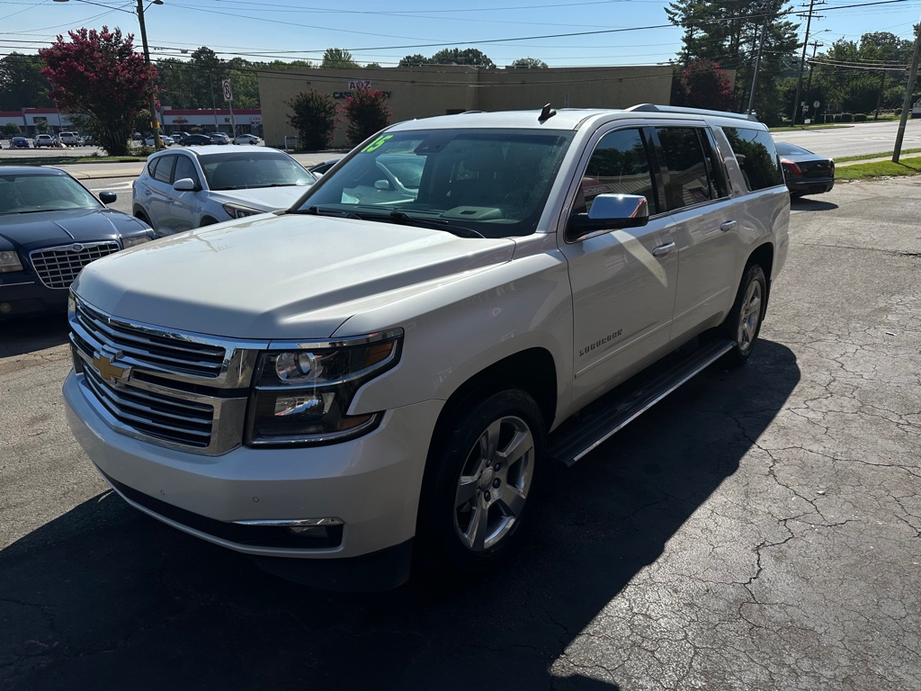 Photo 4 of this CHEVROLET SUBURBAN