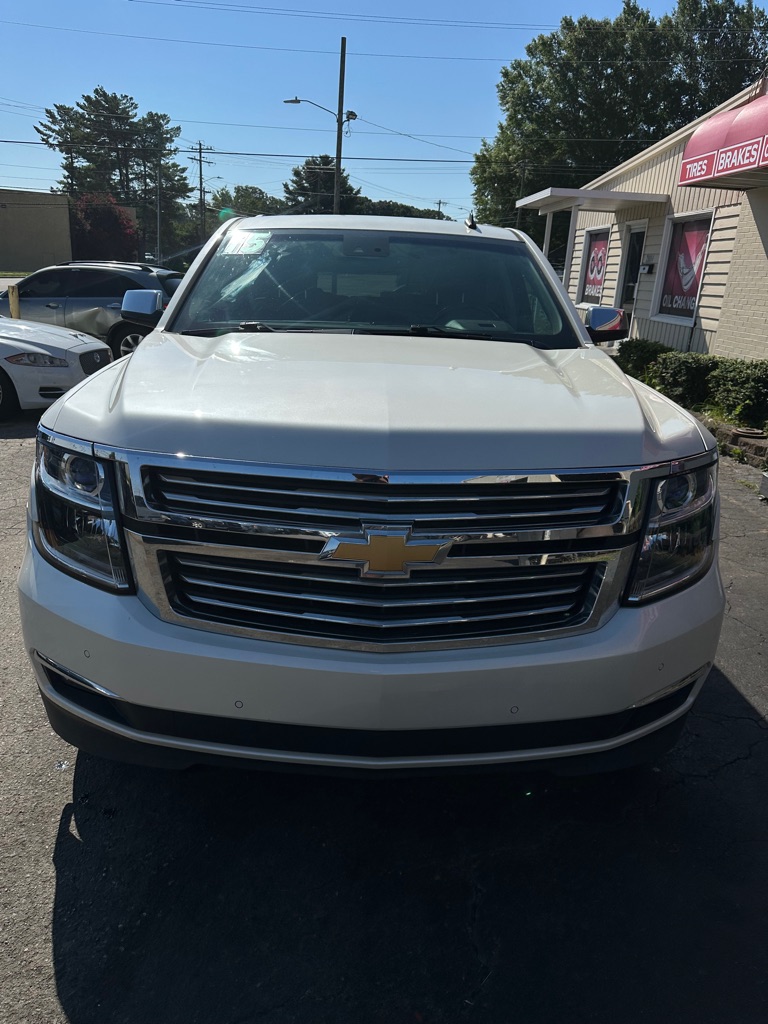 Photo 3 of this CHEVROLET SUBURBAN