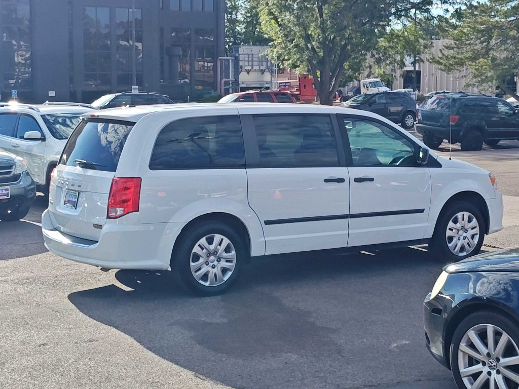 Photo 2 of this DODGE GRAND CARAVAN