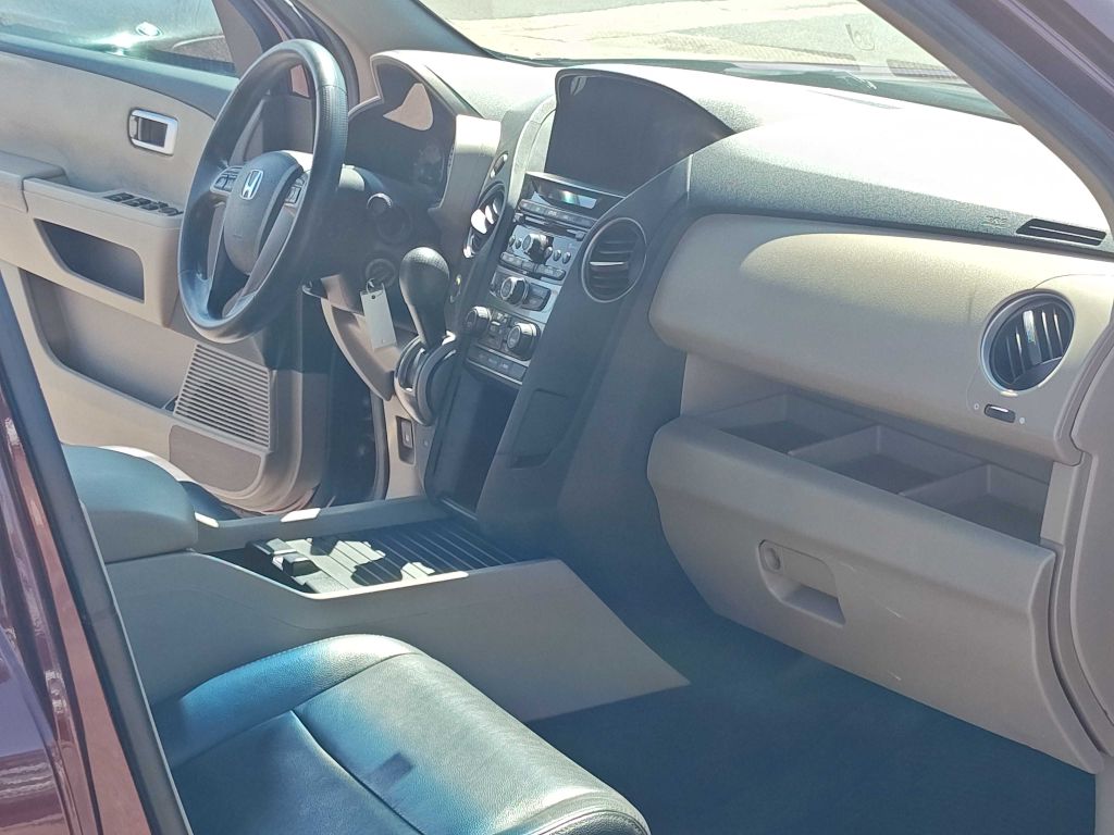Photo 9 of this HONDA PILOT