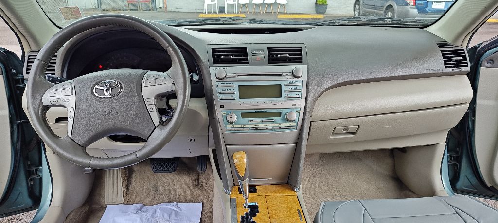Photo 6 of this TOYOTA CAMRY